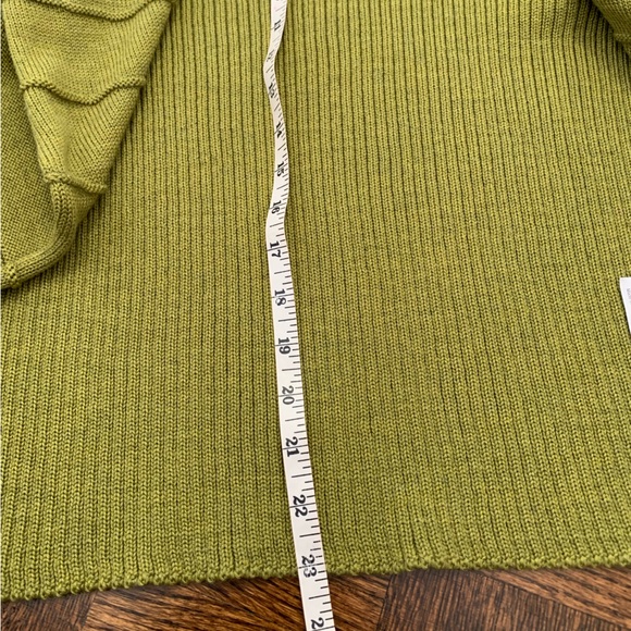 Royal Merino Olive color shawl collar cardigan. Size M - Picture 9 of 9